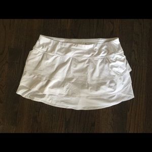 Athleta EUC white swagger skirt -XL